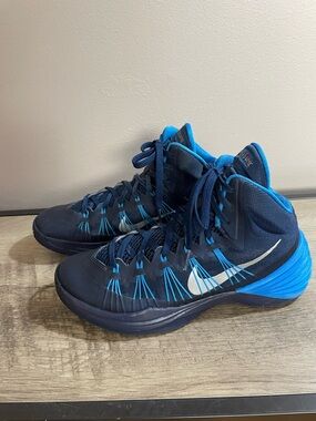 Women's NIKE Blue HYPERDUNK 2013 TB High Top BASKETBALL Athletic SNEAKERS  9